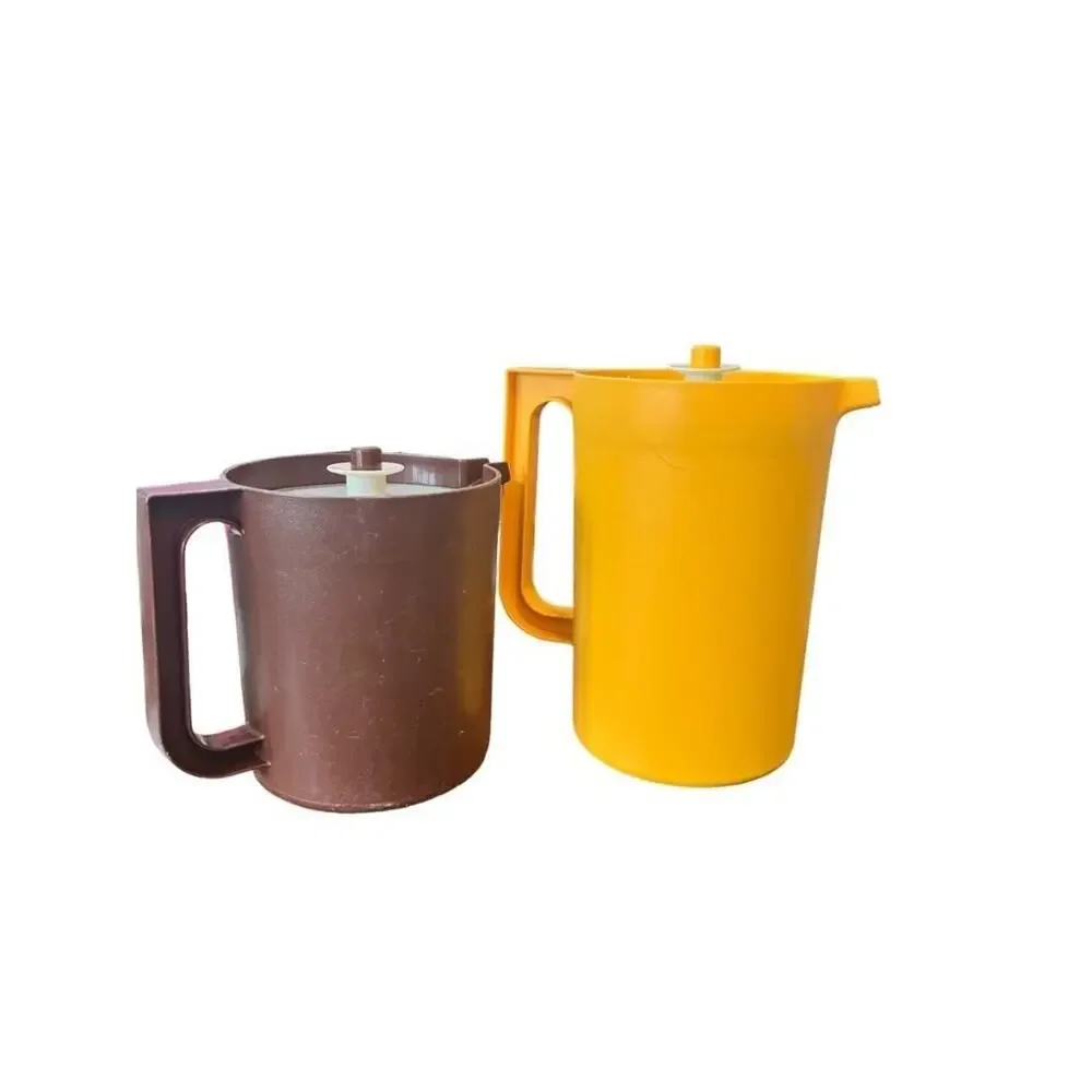 Vintage Yellow Apricot Tupperware 2 Quart Brown 1.5 qt Pitchers Push Button Lids